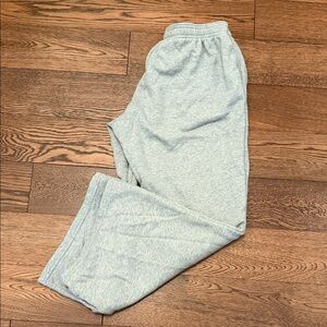 Uniqlo wide sweatpants